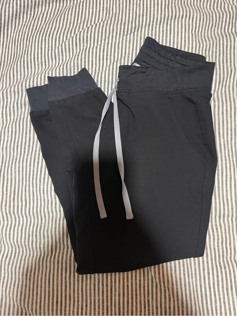 Figs Women's Black Jogger Pants with Gray Drawstrings scrub pants